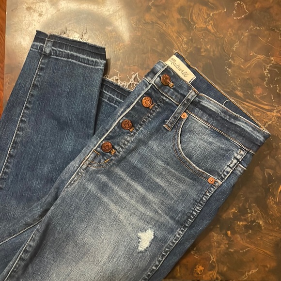 Madewell Denim - NWOT Madewell 10” High-Rise Skinny button-fly jeans with deconstructed hem